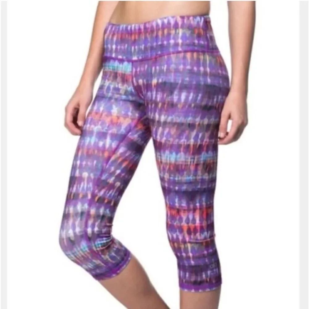 Alo colorful cropped leggings size small